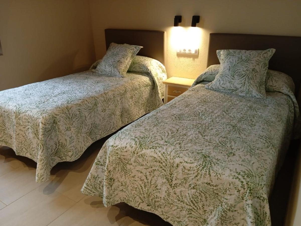 O Lar Do Alecrin Hotell Friol Eksteriør bilde